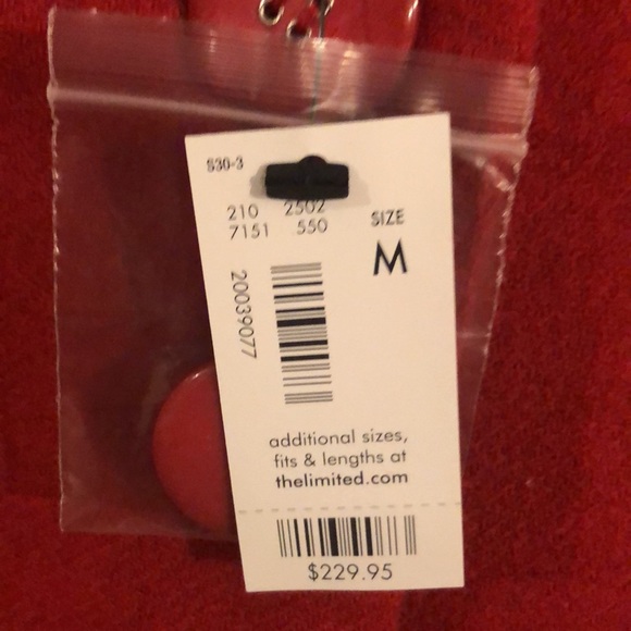 The Limited jacket 🫶🏽🎁 - Picture 2 of 9